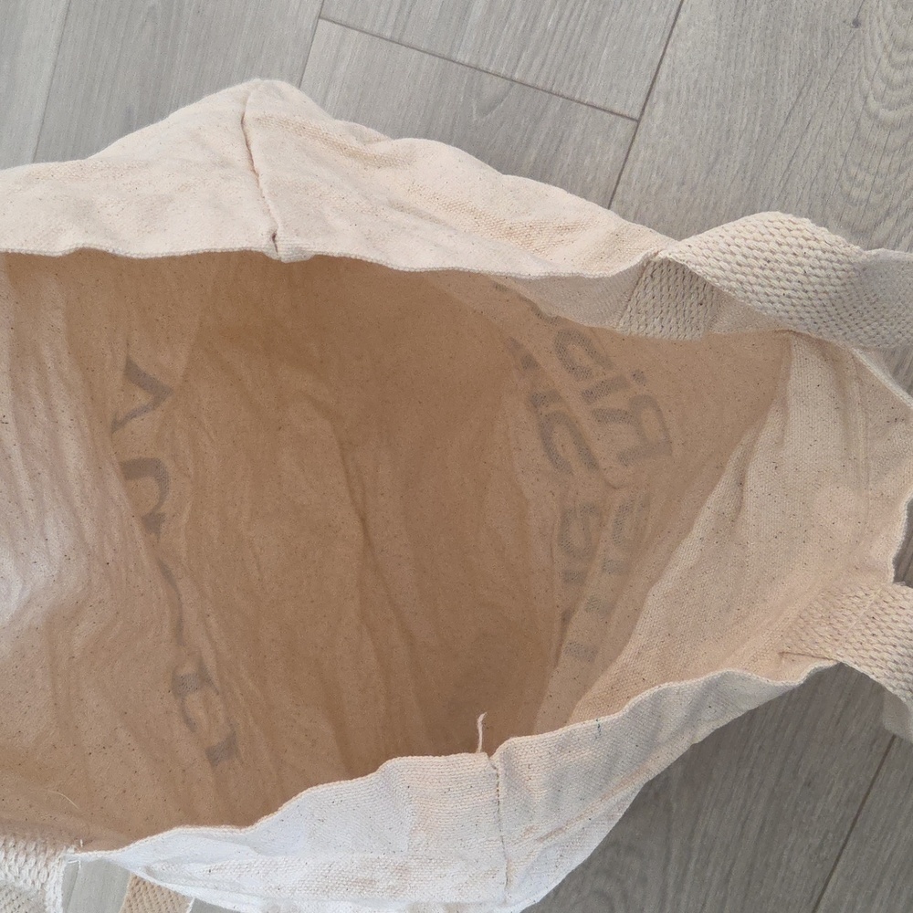Vuori Rise + Shine Tote Bag - Picture 5 of 5